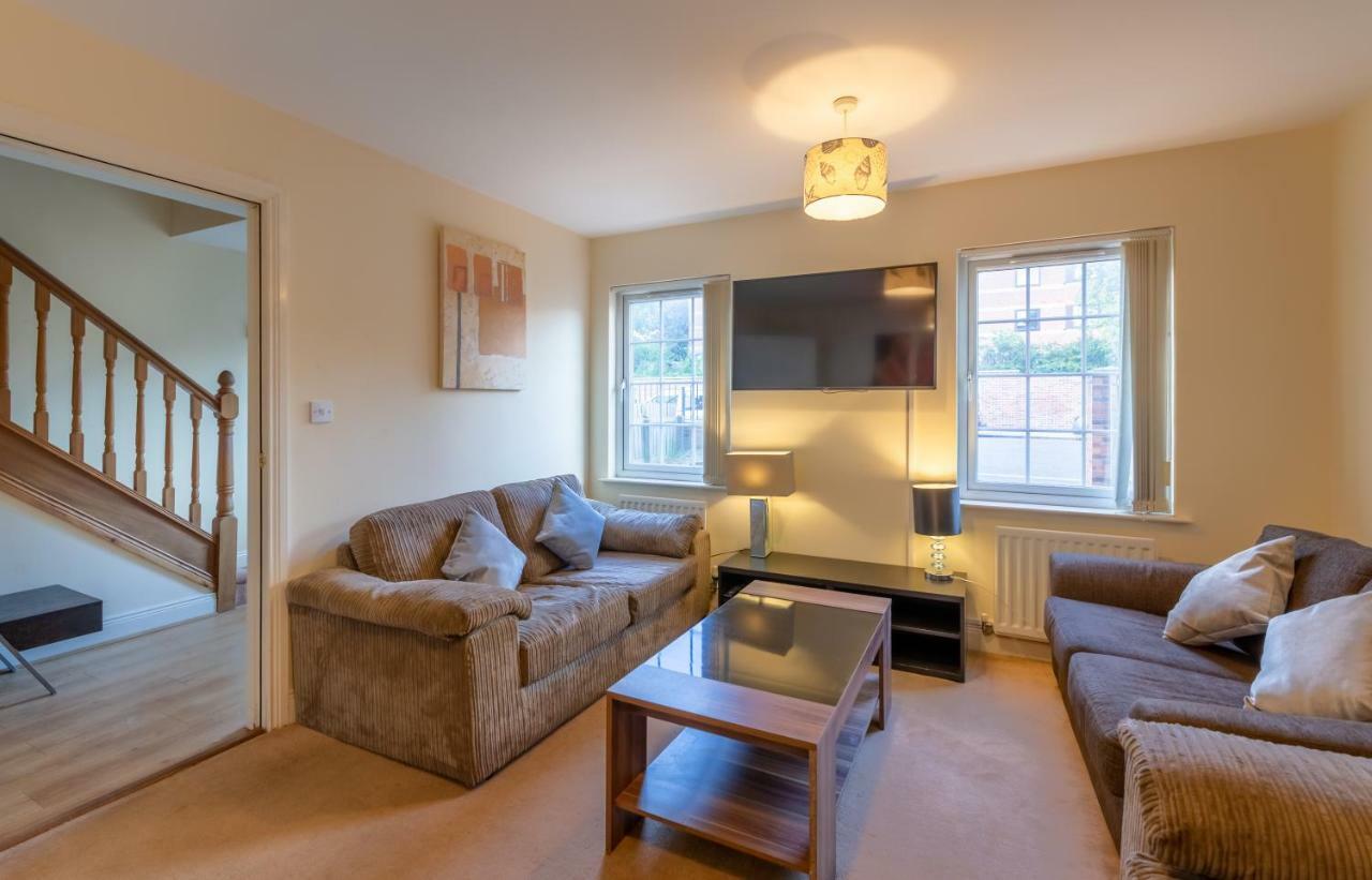 Newcastle City Centre Spacious Town House Free Parking And Wifi Luaran gambar