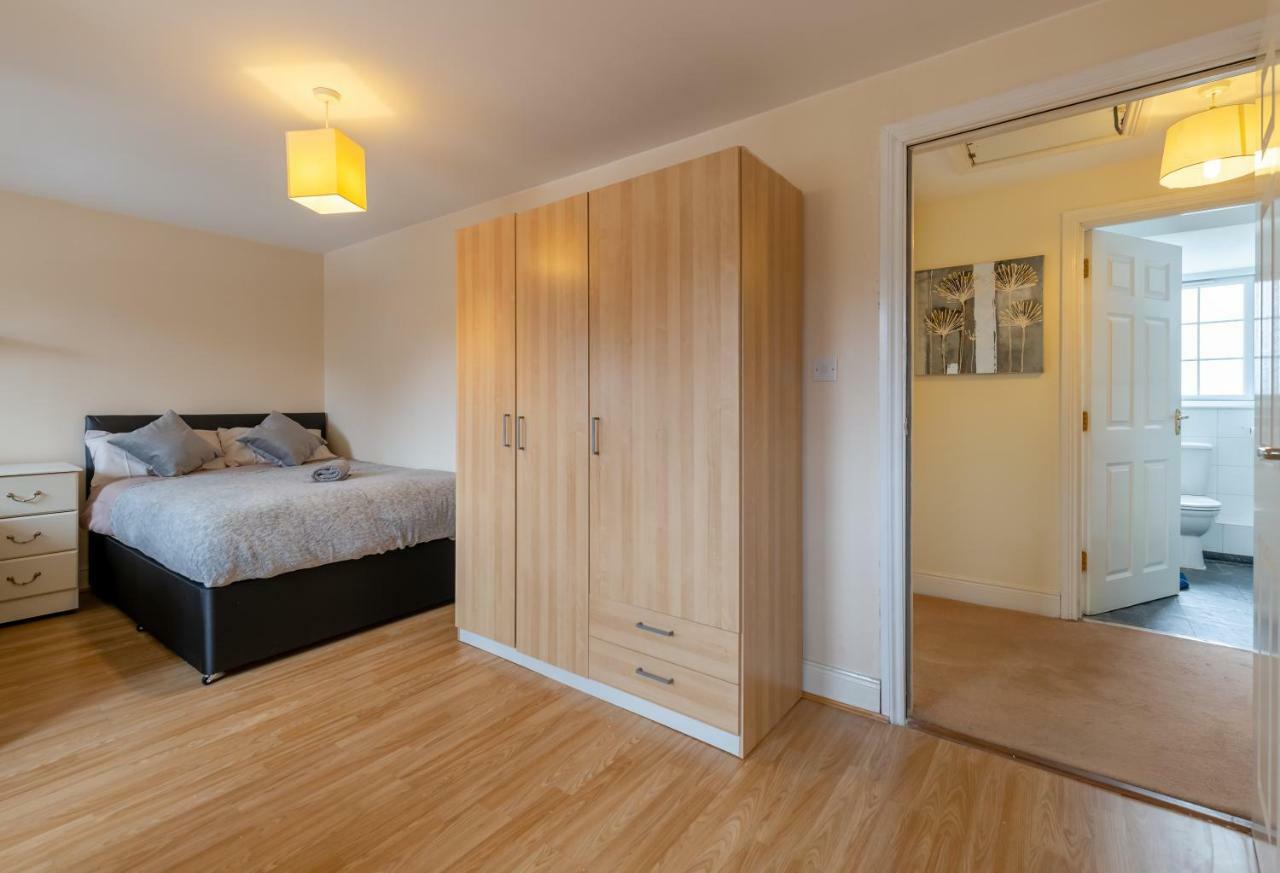 Newcastle City Centre Spacious Town House Free Parking And Wifi Luaran gambar