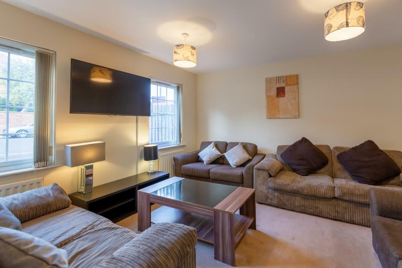 Newcastle City Centre Spacious Town House Free Parking And Wifi Luaran gambar